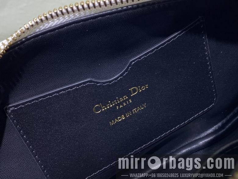 Dior Replica Bags AX2112279 24X15X6.8