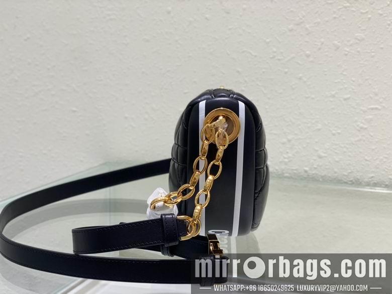 Dior Replica Bags AX2112279 24X15X6.8