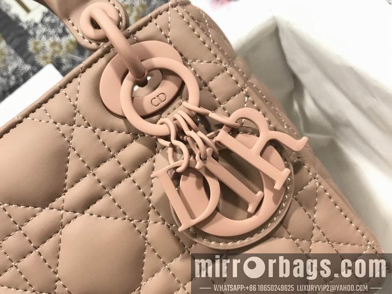 Dior Replica Bags BNM0505 17X15X7