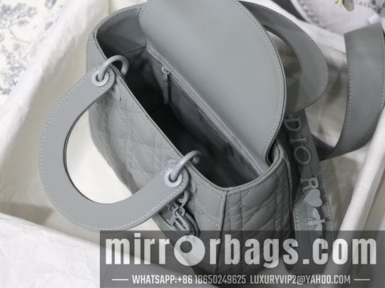 Dior Replica Bags Dior Ultra-matte M8013 20cm wz
