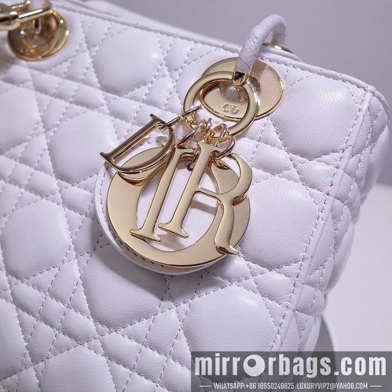 Dior Replica Bags AX8877 20X17X9