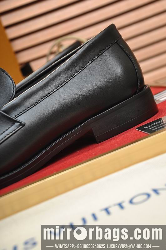 LV Replica Shoes LV sz38-45 hnh0332
