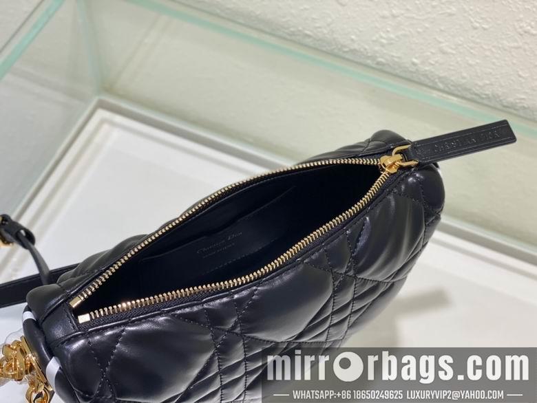 Dior Replica Bags AX2112279 24X15X6.8