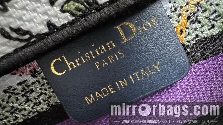 Dior Replica Bags 7001 21.5X13X7.5cm