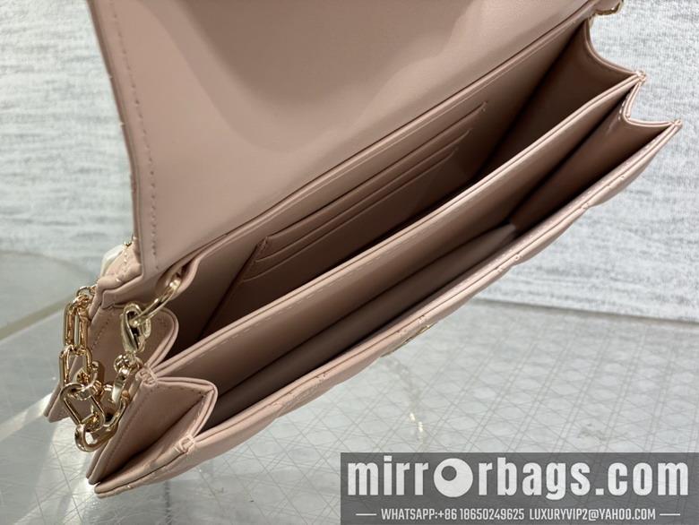 Dior Replica Bags Dior 0604 21x11x5cm wo1