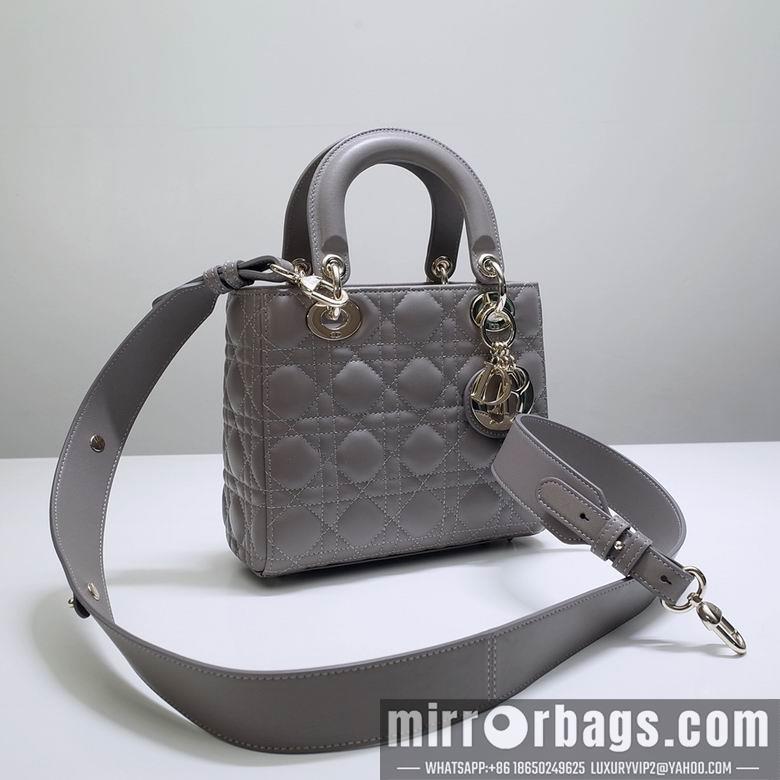 Dior Replica Bags AX8877 20X17X9