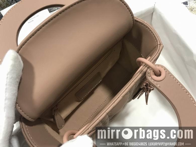 Dior Replica Bags BNM0505 17X15X7