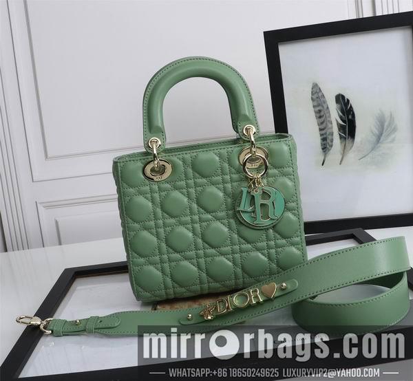 Dior Replica Bags Dior Lady D6806-1 20x16.5x8cm wo
