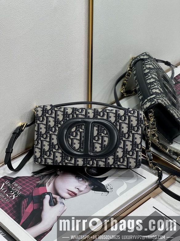 Dior Replica Bags Signature 8805-1 21X11X5cm