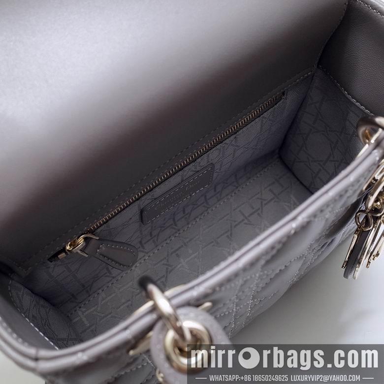 Dior Replica Bags AX8877 20X17X9