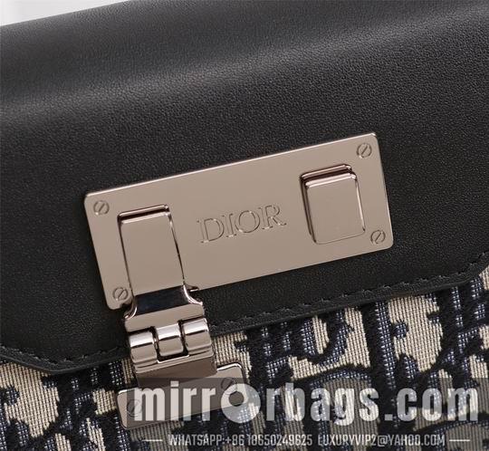 Dior Replica Bags Dior H28E 19x14x4cm wz