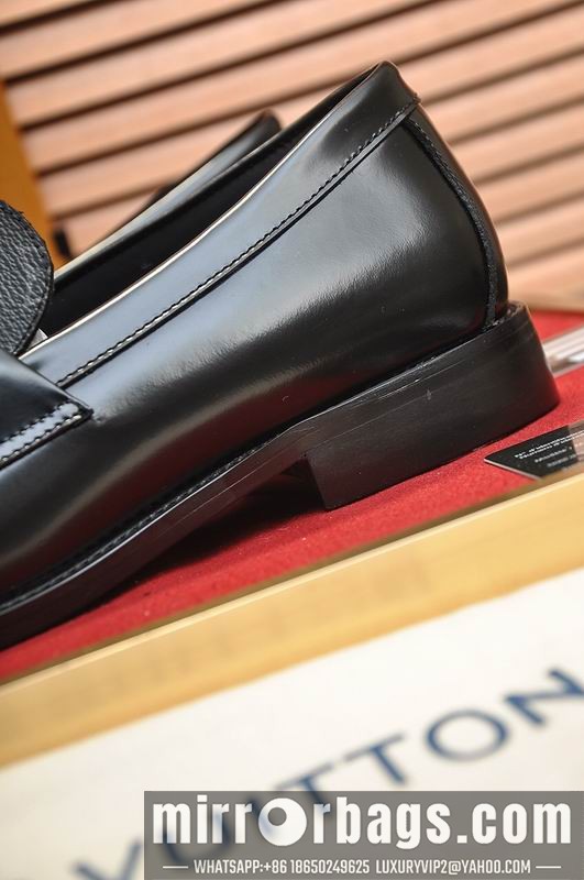 LV Replica Shoes LV sz38-45 hnh0325