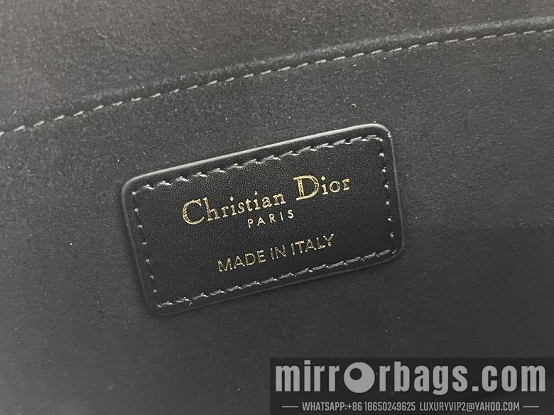 Dior Replica Bags Bobby S5713 17.5X11X3.5cm