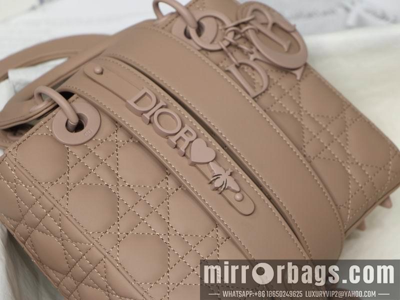 Dior Replica Bags DIOR M8012 20cm yz3