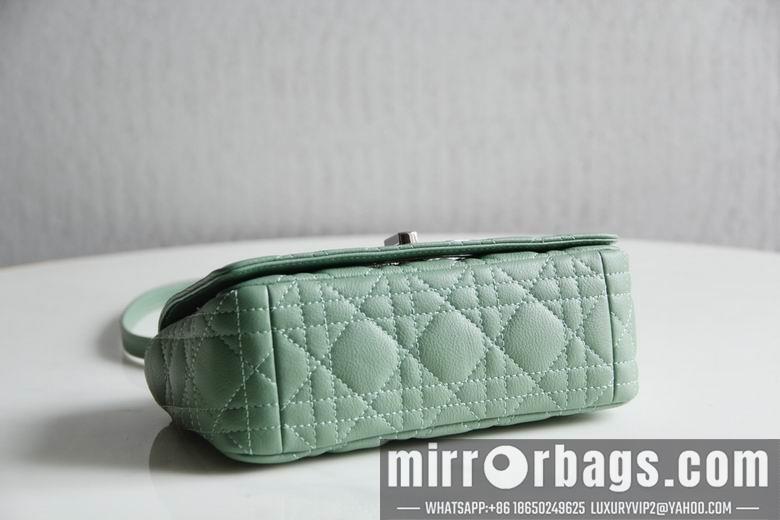 Dior Replica Bags AX2023 20x12x7