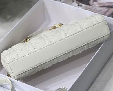 Dior Replica Bags Dior M6001 26x13.5x5cm yz
