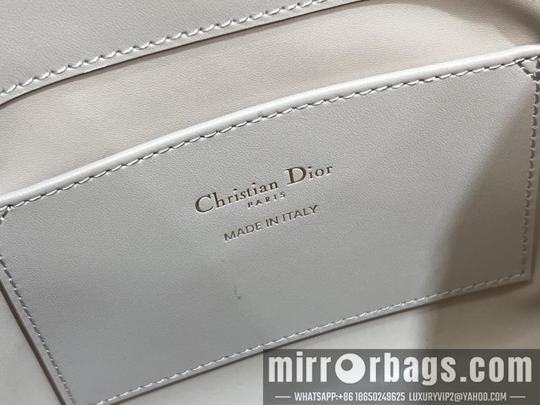 Dior Replica Bags Dior 2835 16x18x12cm yz1