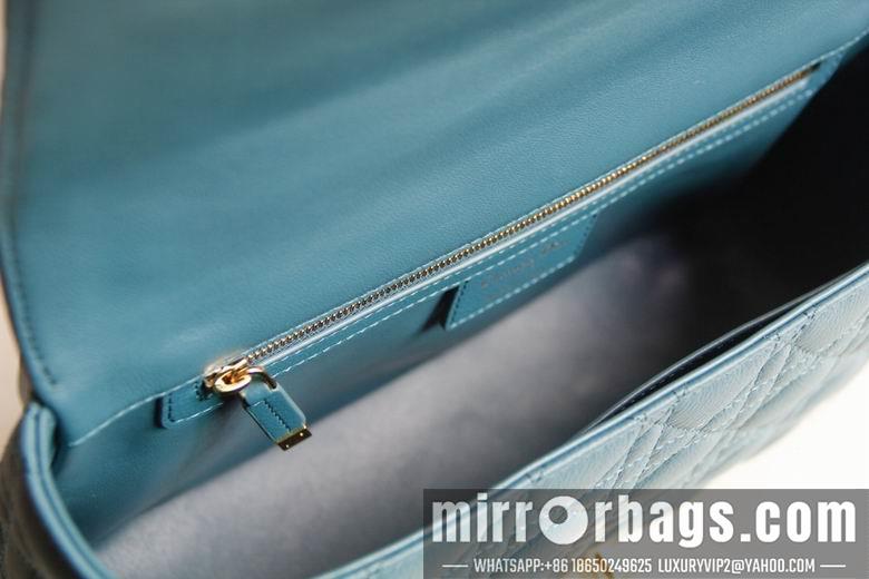 Dior Replica Bags AX2023 20x12x7