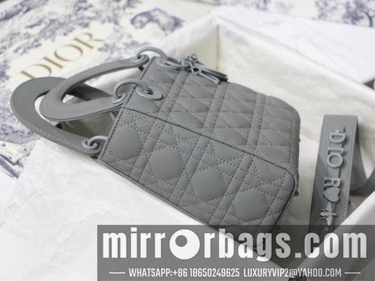 Dior Replica Bags Dior Ultra-matte M8013 20cm wz