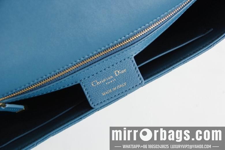 Dior Replica Bags AX2023 20x12x7