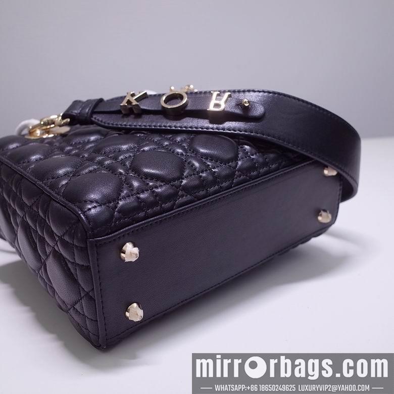 Dior Replica Bags AX8877 20X17X9