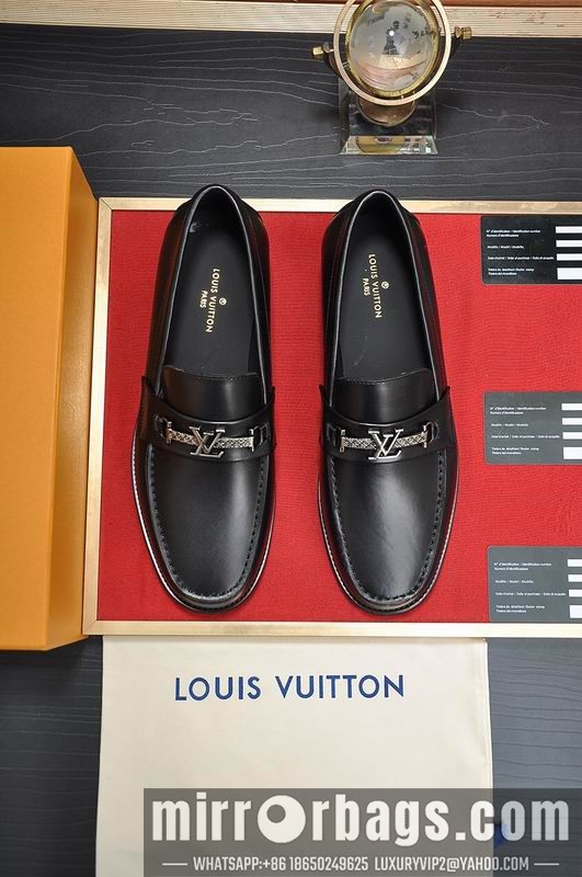 LV Replica Shoes LV sz38-45 hnh0335