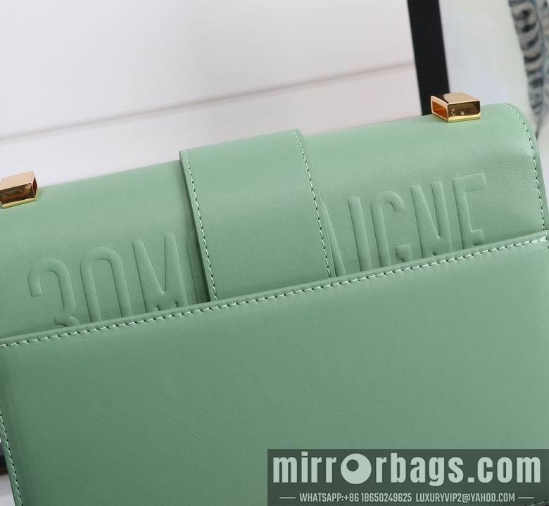 Dior Replica Bags AXD6712 24 x 17 x 8
