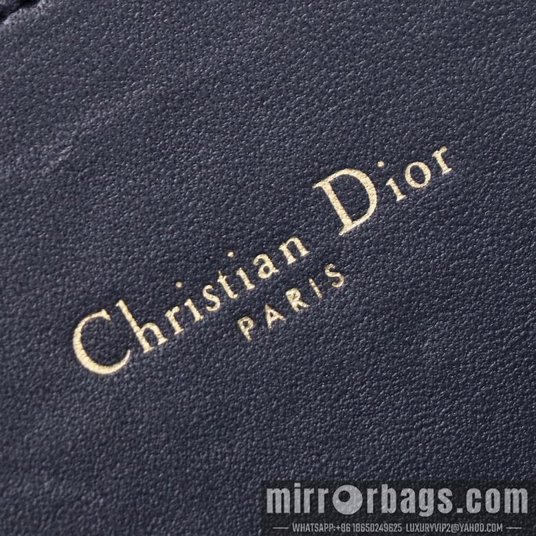 Dior Replica Bags Dior Signature 2201 18x11x6.5cm wz