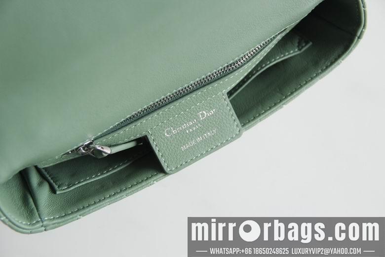 Dior Replica Bags AX2023 20x12x7