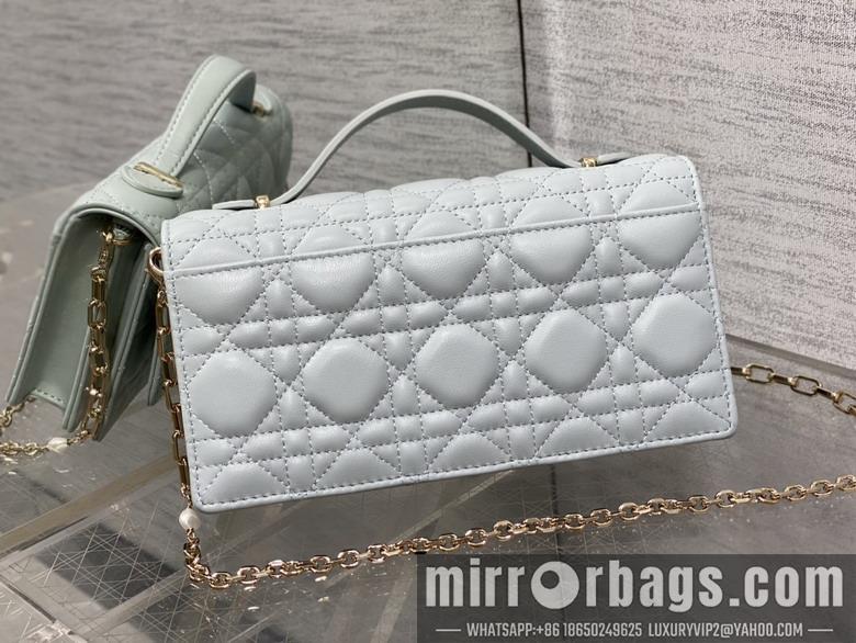 Dior Replica Bags Dior 0604 21x11x5cm wo5