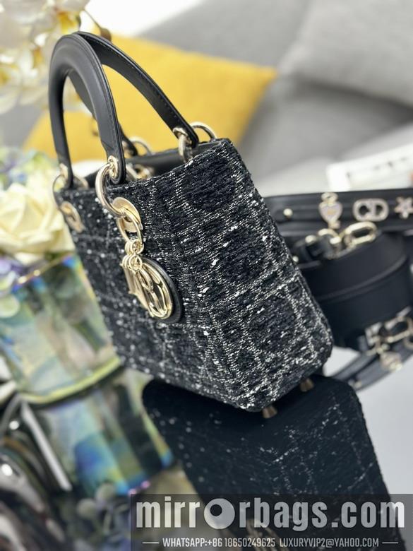 Dior Replica Bags Dior Lady M0538 20x16.5x8cm yz