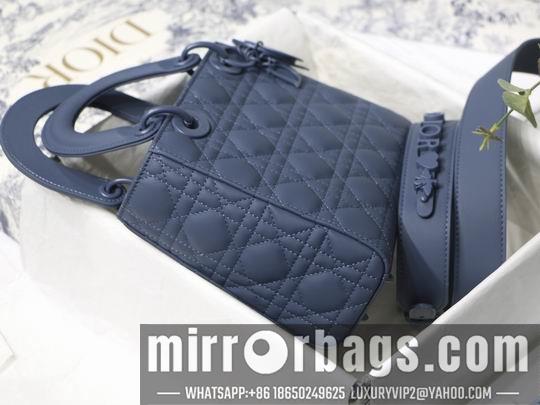 Dior Replica Bags Dior Ultra-matte M8013 20cm wz