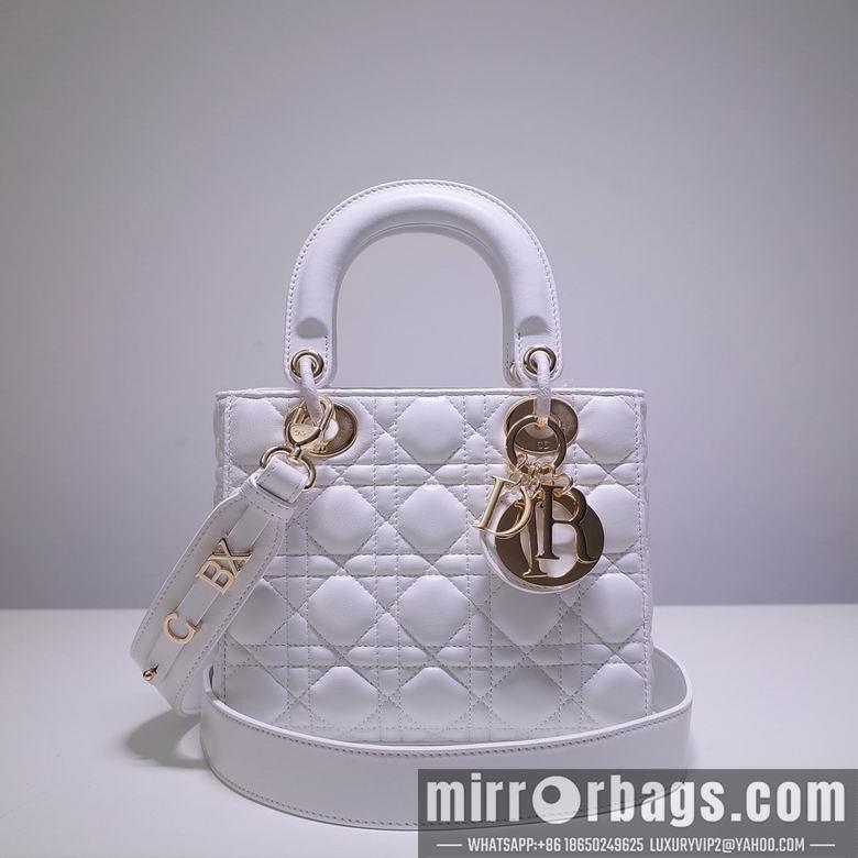 Dior Replica Bags AX8877 20X17X9