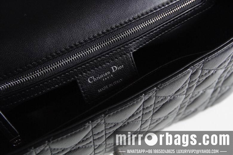 Dior Replica Bags AX2023 20x12x7