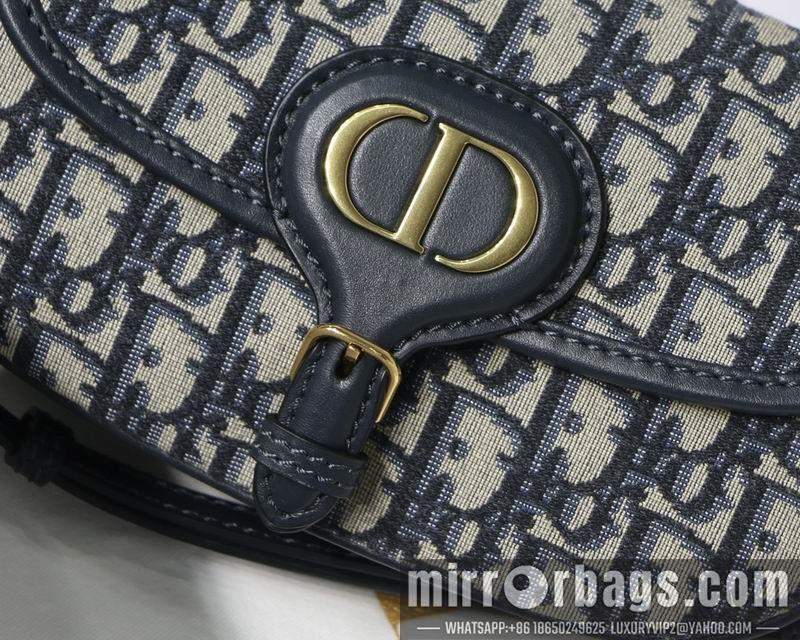 Dior Replica Bags DIOR M8013 22x13x5cm yz