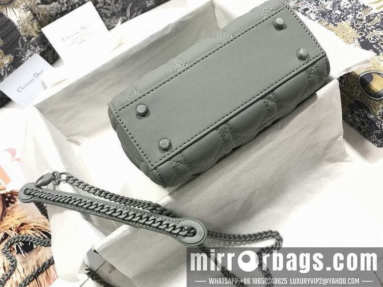 Dior Replica Bags BNM0505 17X15X7