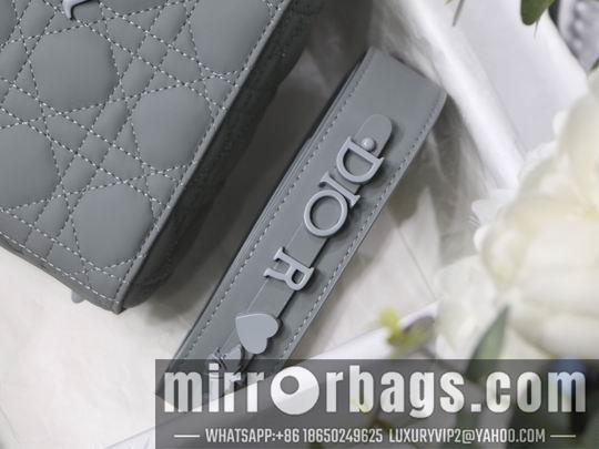 Dior Replica Bags Dior Ultra-matte M8013 20cm wz