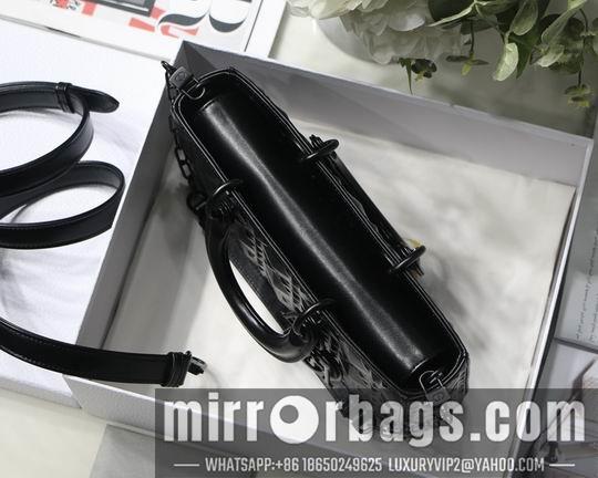 Dior Replica Bags Dior Lady M6002 26x13.5x5cm yz1