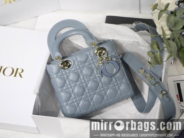 Dior Replica Bags AXM8013 20X16.5X8