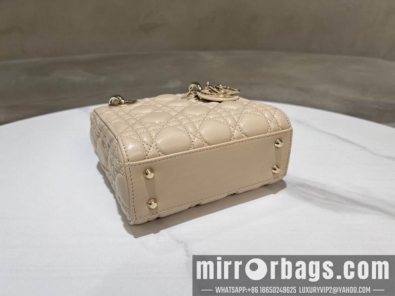 Dior Replica Bags M0505 17X15X7cm YG 3colour