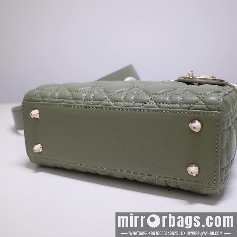 Dior Replica Bags AX8877 20X17X9