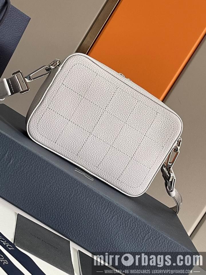 Dior Replica Bags Dior Safari 22x15x6cm wz1