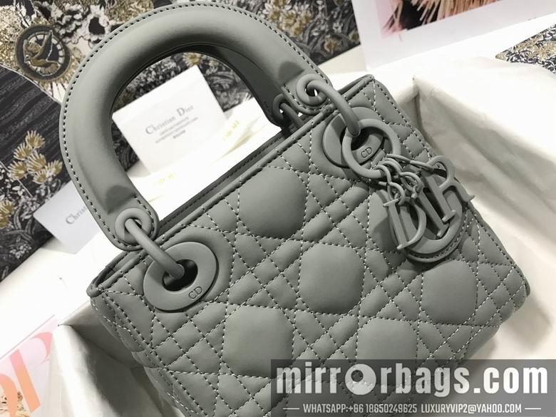 Dior Replica Bags BNM0505 17X15X7