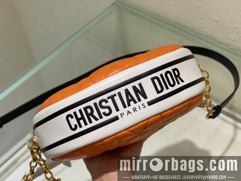 Dior Replica Bags AX2112279 24X15X6.8