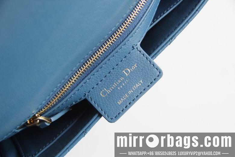 Dior Replica Bags AX2023 20x12x7