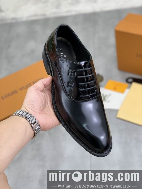 LV Replica Shoes LV sz38-45 mnf0310