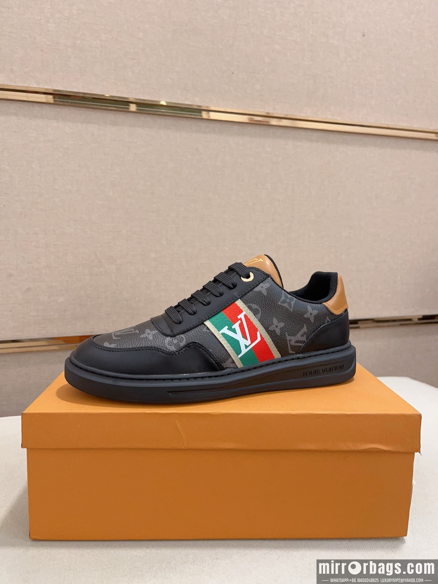 LV Replica Shoes LV sz38-44 hnh0213