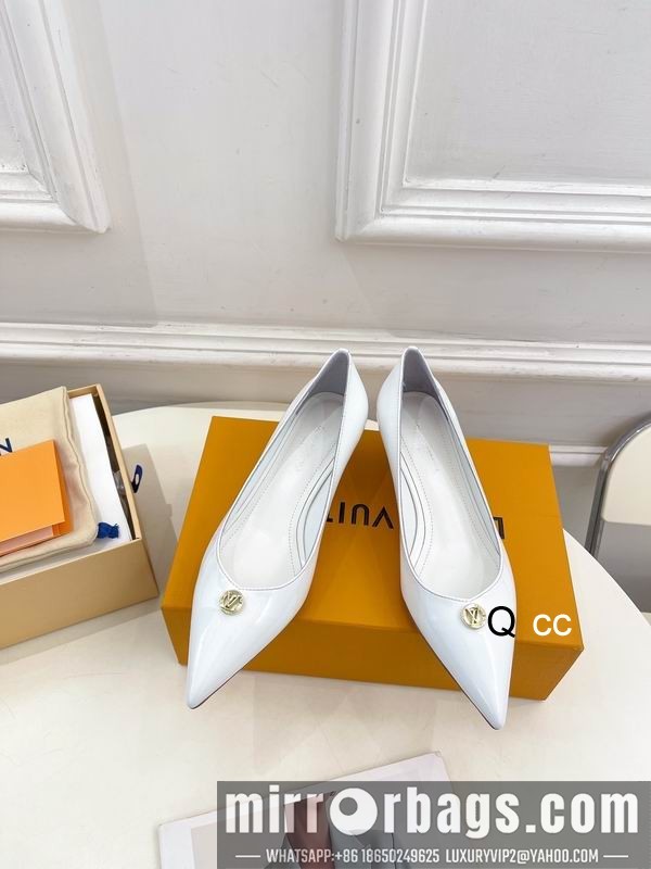 LV Replica Shoes LV sz35-40 4CM XC0310