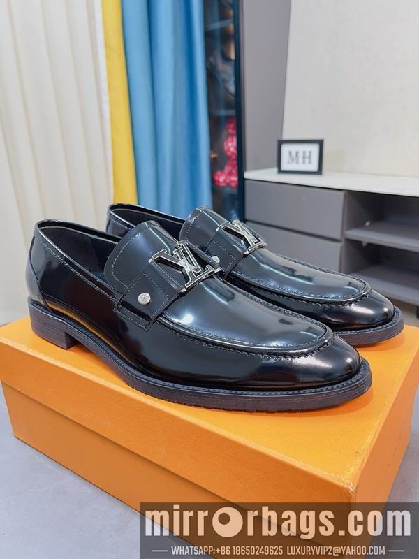 LV Replica Shoes LV sz38-45 mnf0602