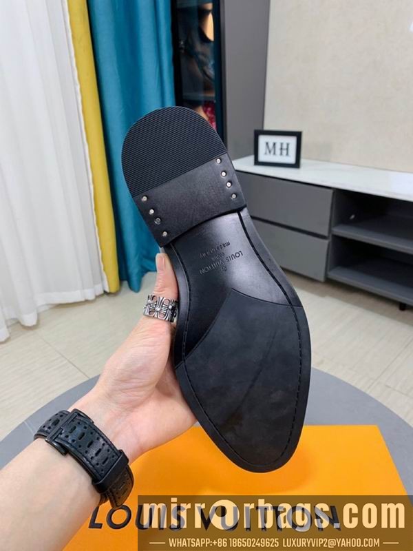 LV Replica Shoes LV sz38-44 mnf0131